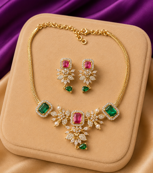 Charm Grace Necklace Set
