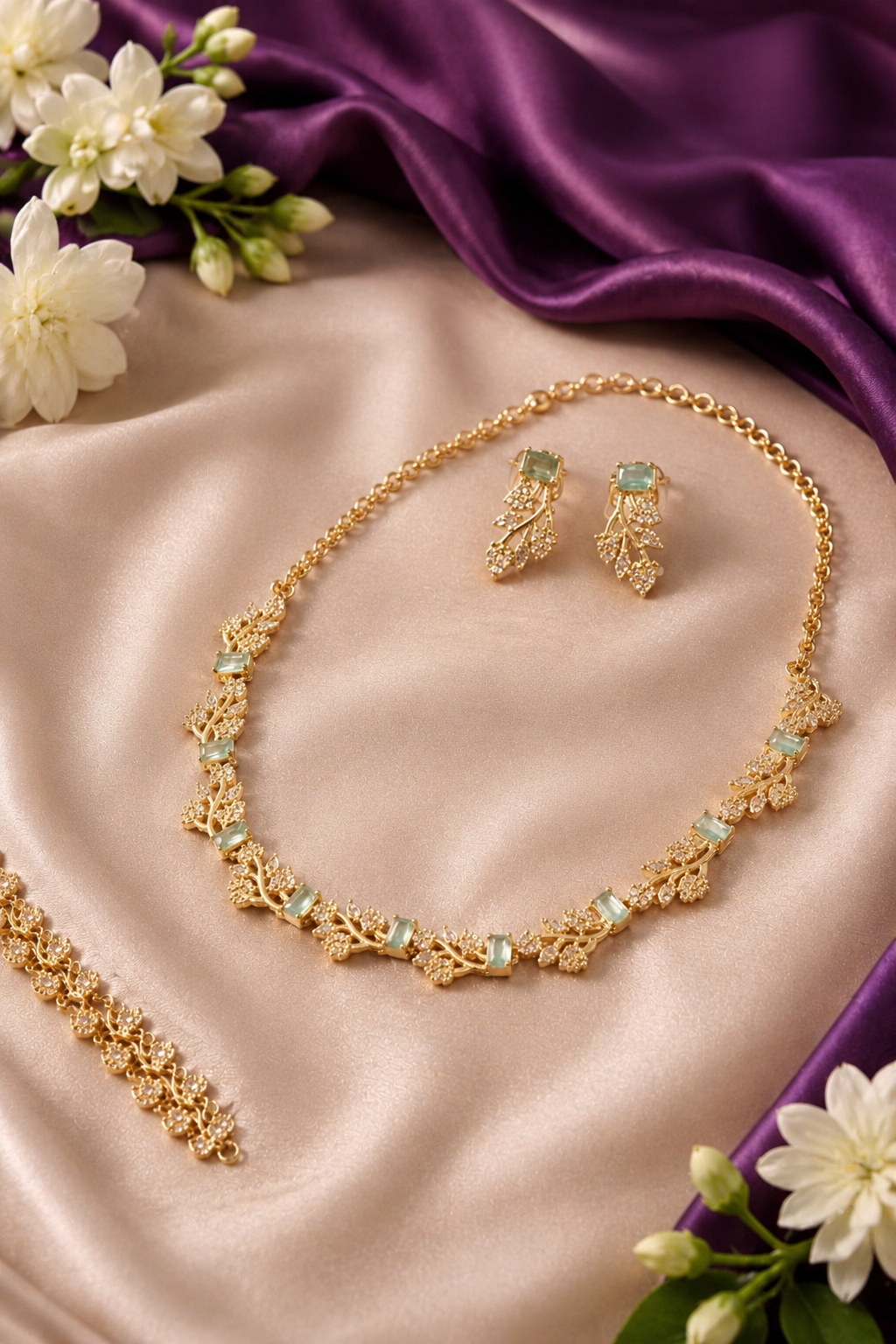 Bloom Necklace Set